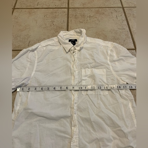H&M White Short Sleeve Button Down Shirt - US S - Picture 5 of 5